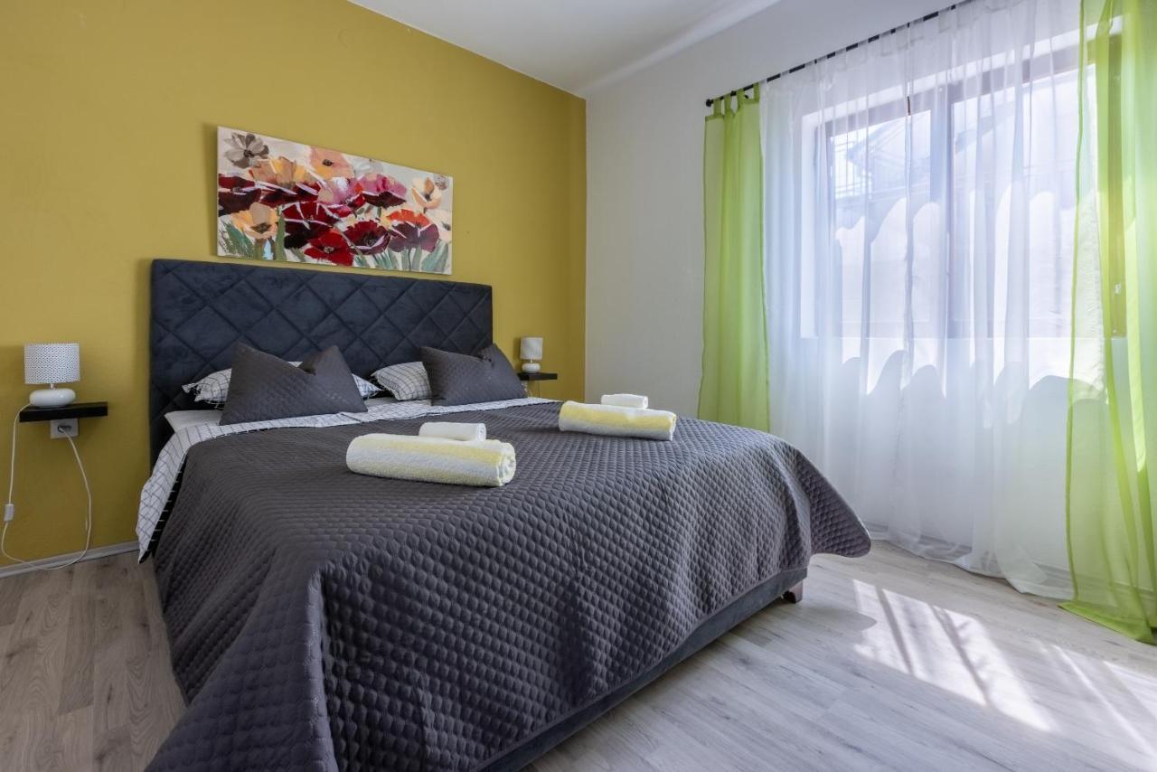 Apartman Dora Crikvenica Exterior foto