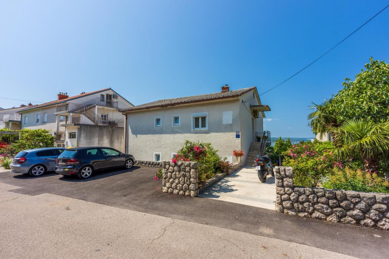 Apartman Dora Crikvenica Exterior foto